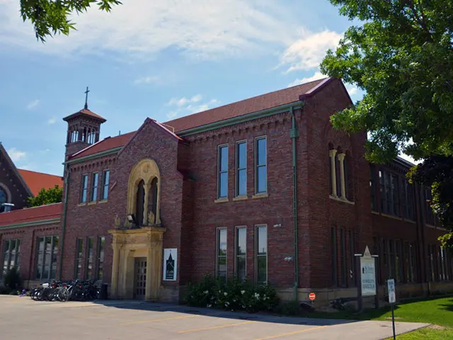Men's Shelter building